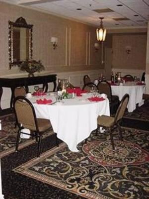 фото отеля Holiday Inn Riverfront Saint Joseph (Missouri)