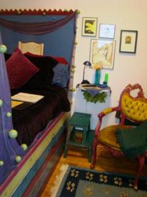 фото отеля House of Two Urns Bed & Breakfast Chicago