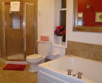 фото отеля House of Two Urns Bed & Breakfast Chicago