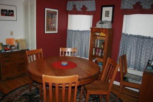 фото отеля House of Two Urns Bed & Breakfast Chicago