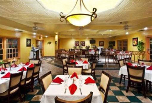 фото отеля Holiday Inn & Suites near Busch Gardens - USF