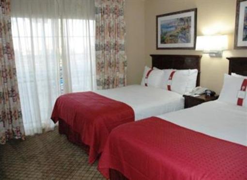 фото отеля Holiday Inn & Suites near Busch Gardens - USF