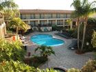 фото отеля Holiday Inn & Suites near Busch Gardens - USF