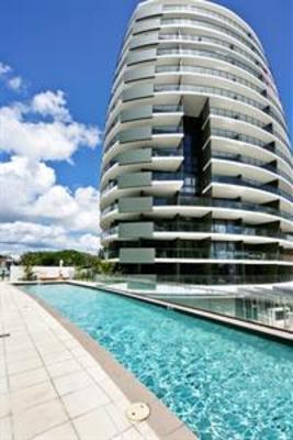 фото отеля Ambience Apartments On Burleigh Beach Gold Coast