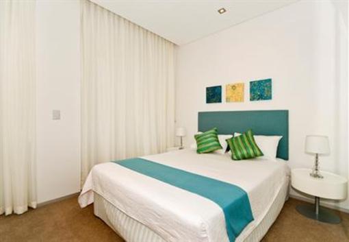 фото отеля Ambience Apartments On Burleigh Beach Gold Coast