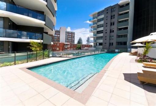 фото отеля Ambience Apartments On Burleigh Beach Gold Coast