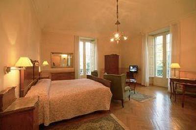 фото отеля Hotel Roma e Rocca Cavour