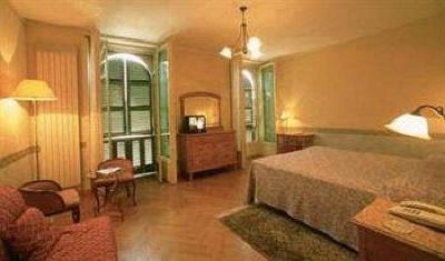 фото отеля Hotel Roma e Rocca Cavour
