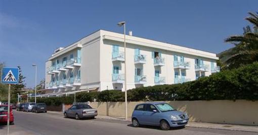 фото отеля Hotel Tourist Cefalu