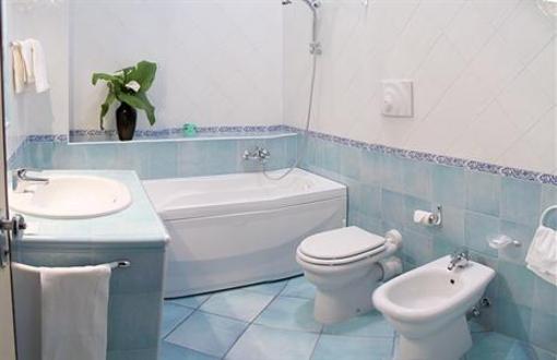 фото отеля Hotel Tourist Cefalu