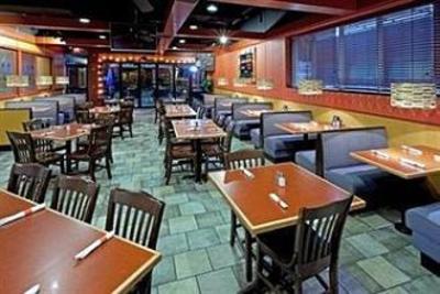 фото отеля Holiday Inn Cherry Hill