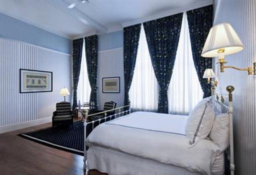 фото отеля The Tremont House A Wyndham Grand Hotel