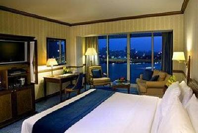 фото отеля Sheraton Dubai Creek Hotel and Towers