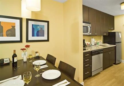 фото отеля TownePlace Suites Gilford