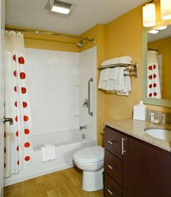 фото отеля TownePlace Suites Gilford