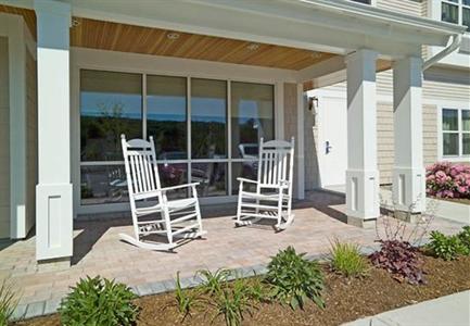 фото отеля TownePlace Suites Gilford