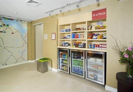 фото отеля TownePlace Suites Gilford