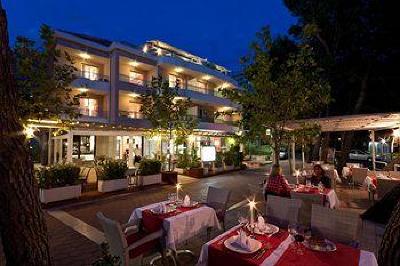 фото отеля The Maritimo Hotel