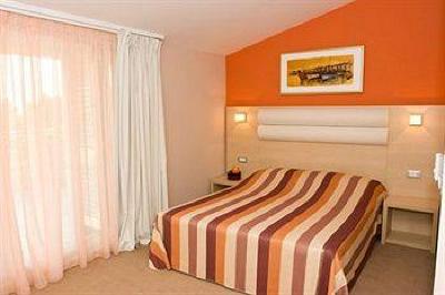 фото отеля The Maritimo Hotel