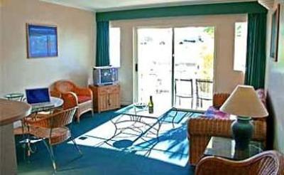 фото отеля Il Centro Apartment Suites