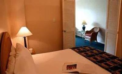 фото отеля Il Centro Apartment Suites