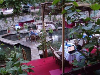 фото отеля Arikanda River Garden Hotel