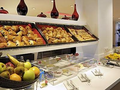 фото отеля Hotel Ibis Barcelona Cornella de Llobregat
