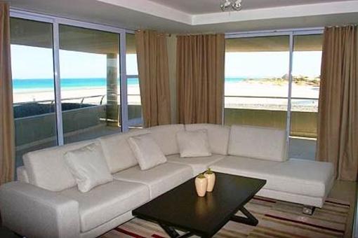 фото отеля Sunstays Lagoon Beach Apartments Cape Town