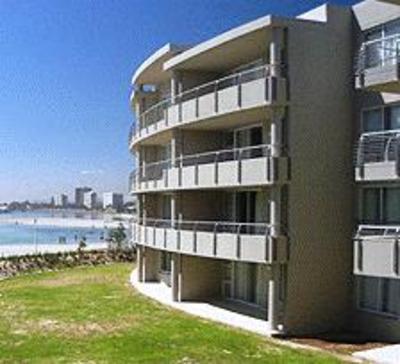 фото отеля Sunstays Lagoon Beach Apartments Cape Town