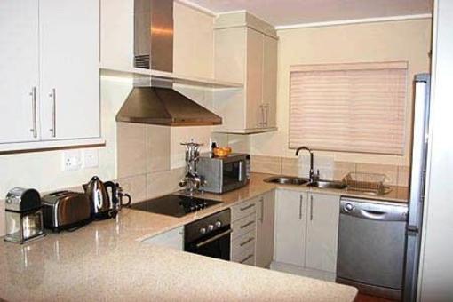 фото отеля Sunstays Lagoon Beach Apartments Cape Town