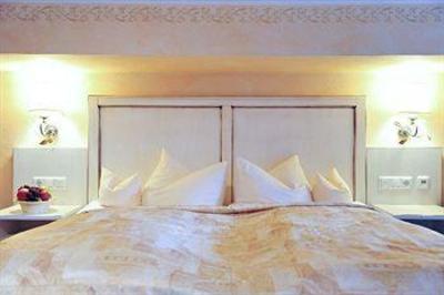 фото отеля Hotel Schnitzer Bad Wiessee