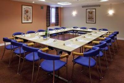 фото отеля Holiday Inn Express Greenock