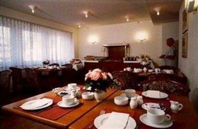 фото отеля Hotel Elbroich Garni