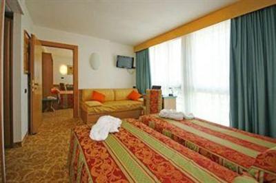 фото отеля Ambassador Suite Aparthotel