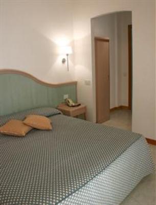 фото отеля Splendid Hotel Diano Marina