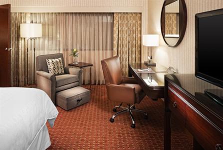 фото отеля Sheraton Detroit Metro Airport