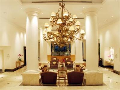 фото отеля Aryaduta Hotel And Country Club Tangerang