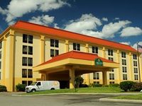 La Quinta Inn & Suites Rochester South