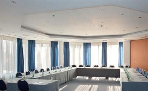 фото отеля Golden Tulip Vienna All Suites Modul