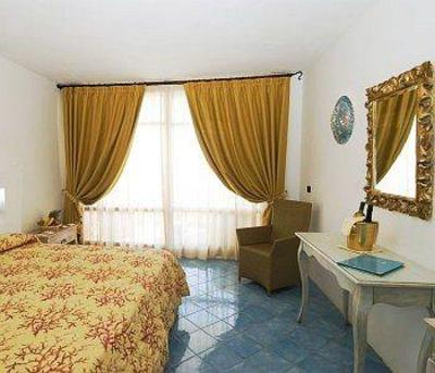 фото отеля Hotel Resort & SPA Baia Caddinas