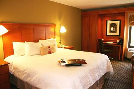 фото отеля Hampton Inn Detroit Northville