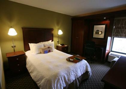 фото отеля Hampton Inn Detroit Northville