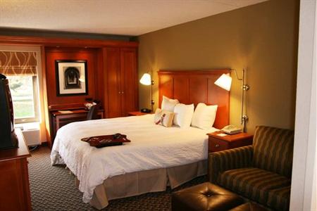 фото отеля Hampton Inn Detroit Northville