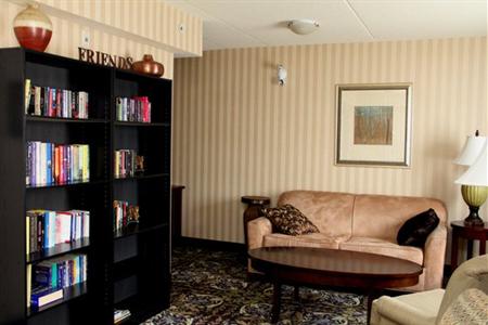 фото отеля Staybridge Suites London