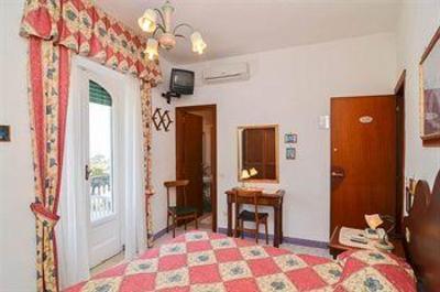 фото отеля Magnolia Hotel Casamicciola Terme