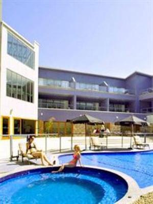 фото отеля Emerald Hotel & Conference Centre