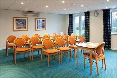фото отеля Holiday Inn Express Canterbury