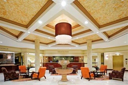 фото отеля Crowne Plaza Hotel Edison