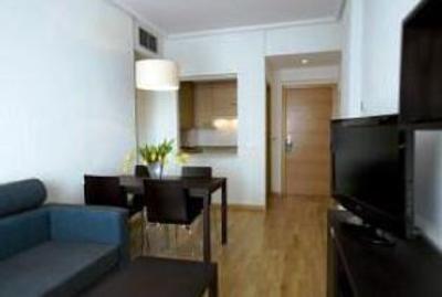 фото отеля Compostela Suites Apartments