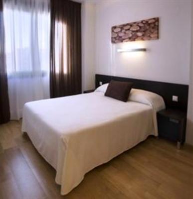 фото отеля Compostela Suites Apartments